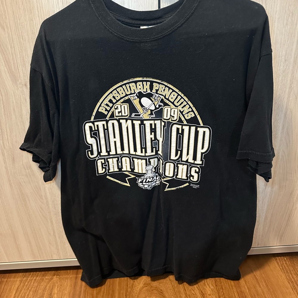 Black Stanley Cup 2009 Pittsburgh Penguins Champions T-Shirt